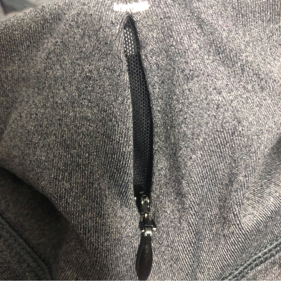 Calia by Carrie Underwood Essential Crossover Heather Gray Capri Small - Picture 5 of 5